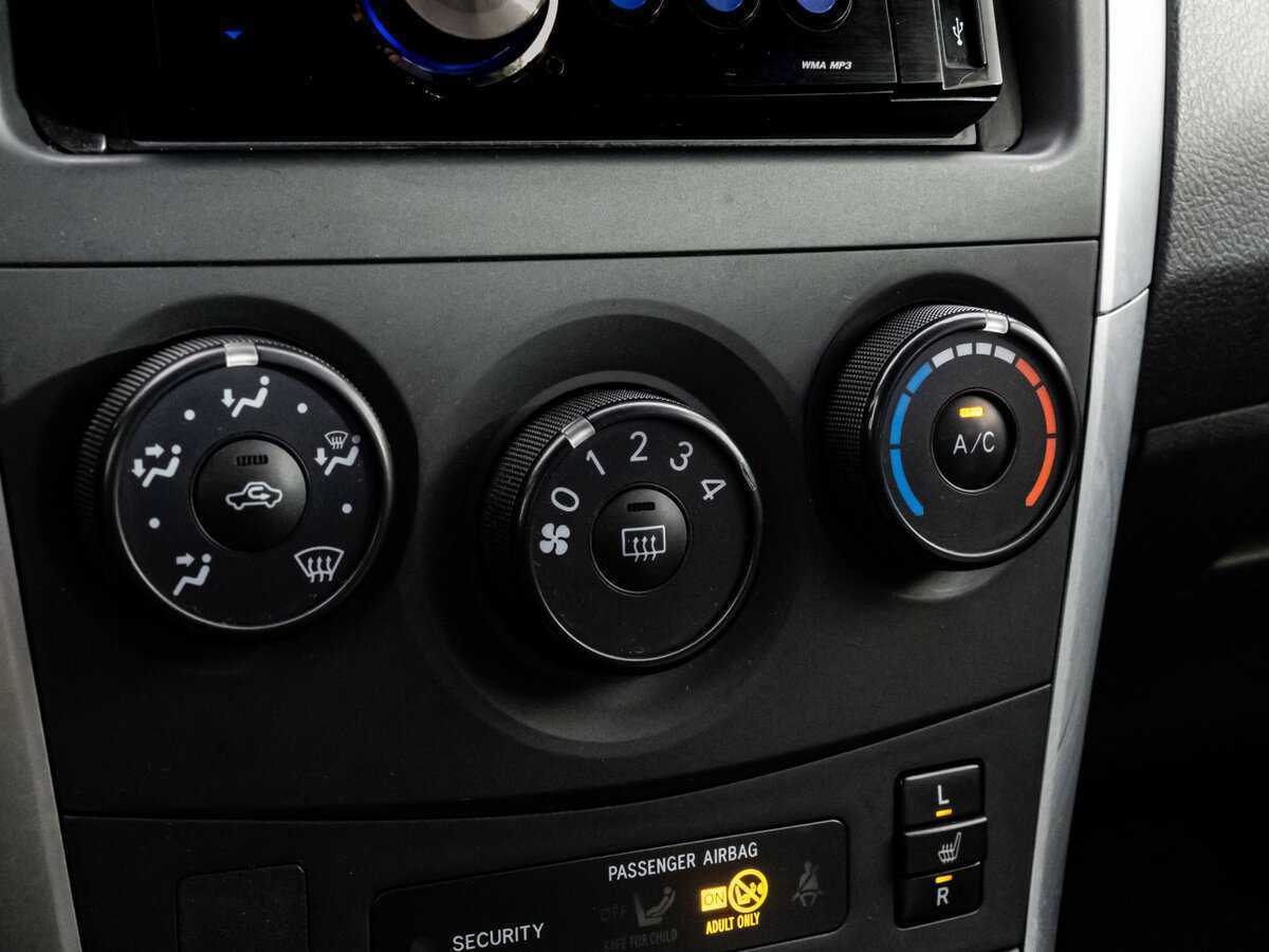 Тойота Королла б/у, 2012, Механическая. Фото: #9