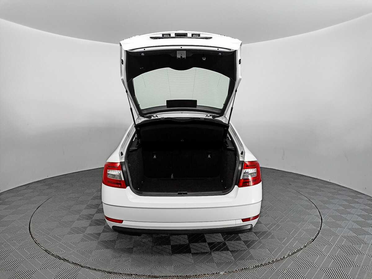 Шкода Октавия б/у, 2020, Роботизированная. Фото: #9