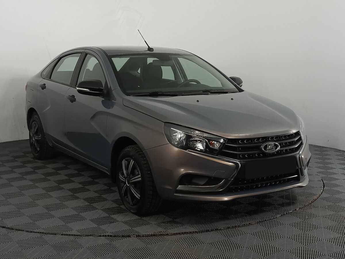 Лада (ВАЗ) Веста б/у, 2017, Механическая. Фото: #2