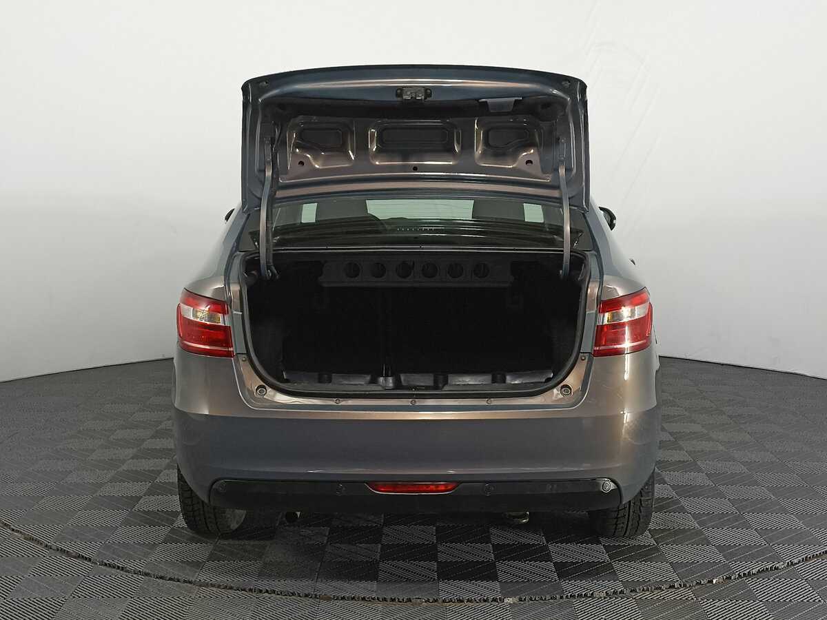 Лада (ВАЗ) Веста б/у, 2017, Механическая. Фото: #8