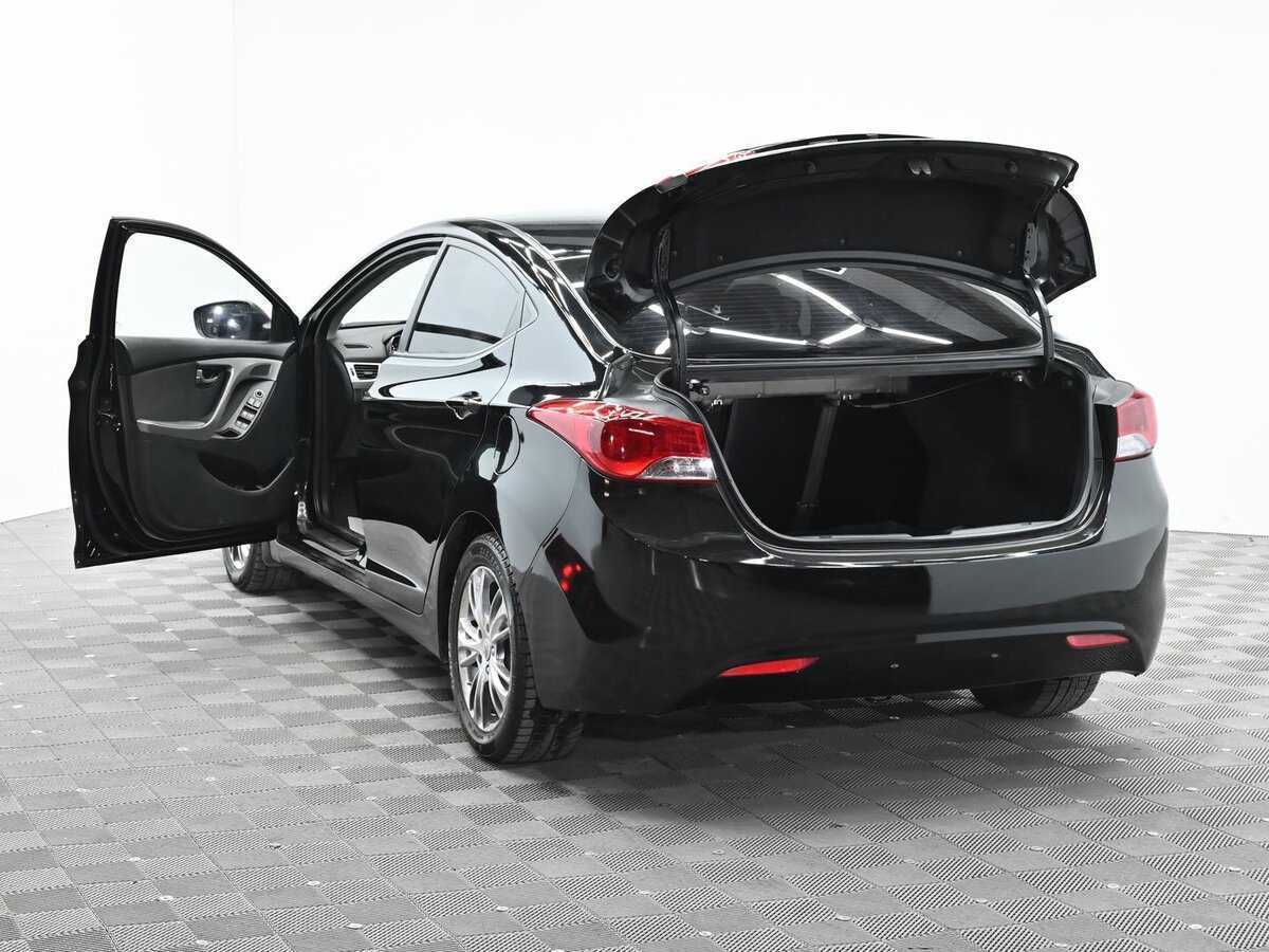 Хендай Елантра б/у, 2012, Автоматическая. Фото: #4