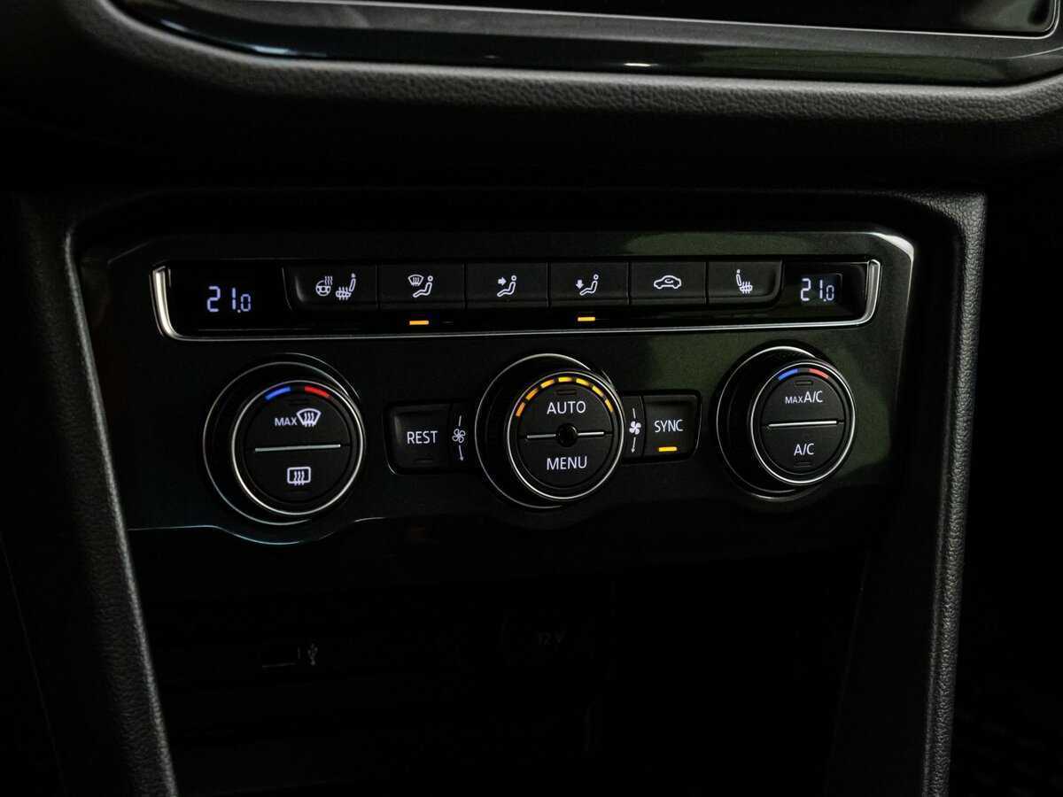 Фольксваген Тигуан б/у, 2017, Роботизированная. Фото: #12