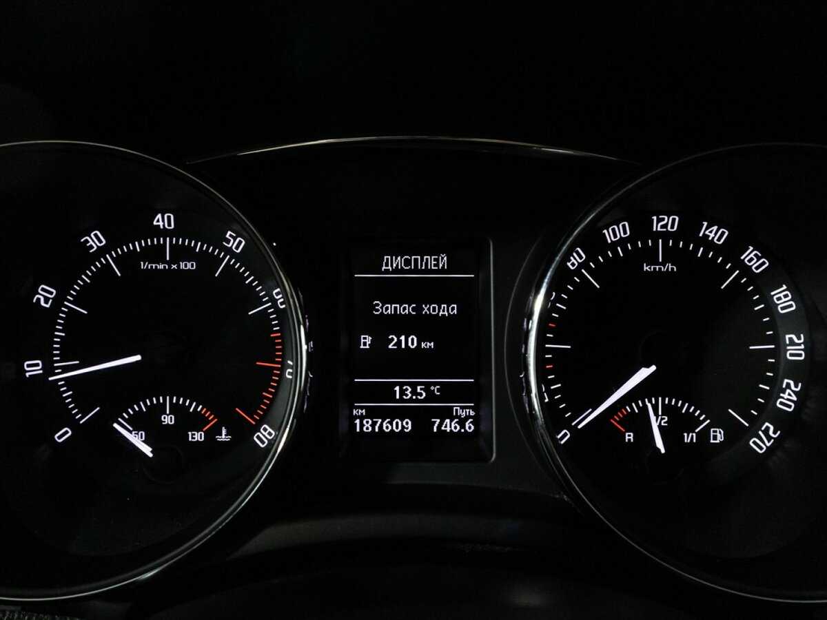 Шкода Суперб б/у, 2014, Роботизированная. Фото: #11