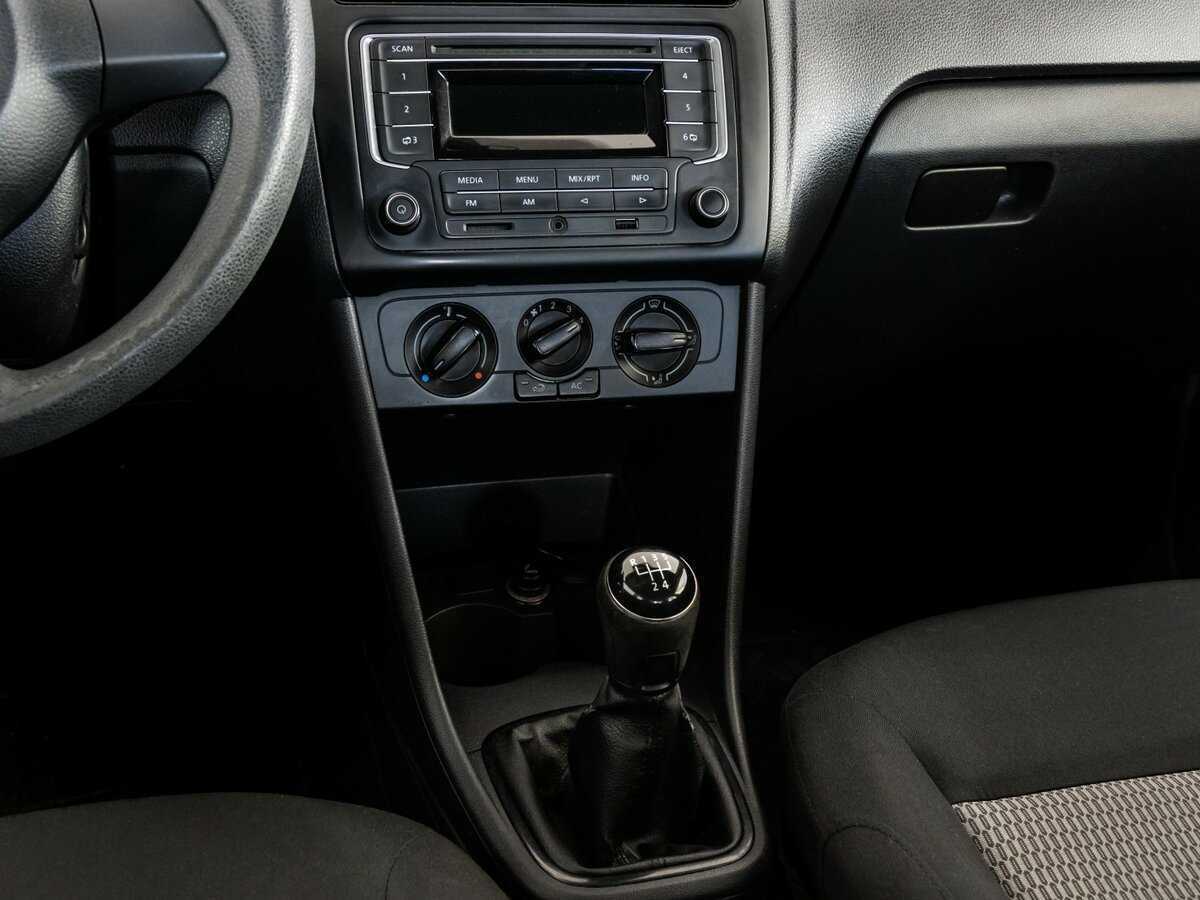 Фольксваген Поло б/у, 2013, Механическая. Фото: #9