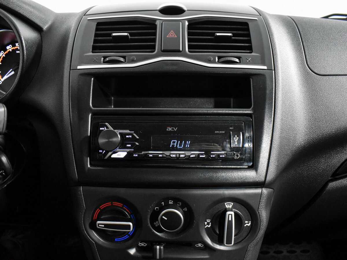 Лада (ВАЗ) Гранта б/у, 2024, Механическая. Фото: #14