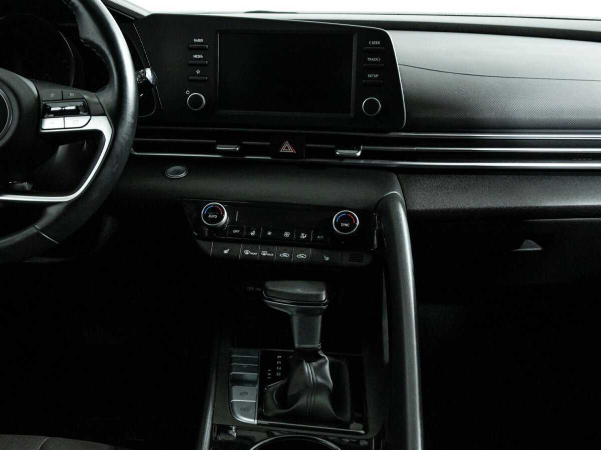 Хендай Елантра б/у, 2021, Автоматическая. Фото: #13