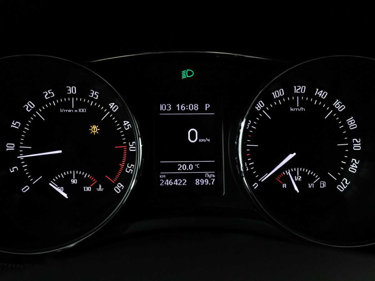 Шкода Суперб б/у, 2013, Роботизированная. Фото: #11