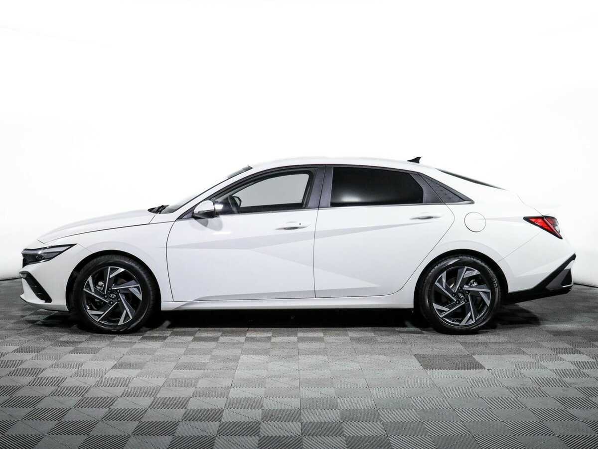 Хендай Елантра б/у, 2023, Вариатор. Фото: #4