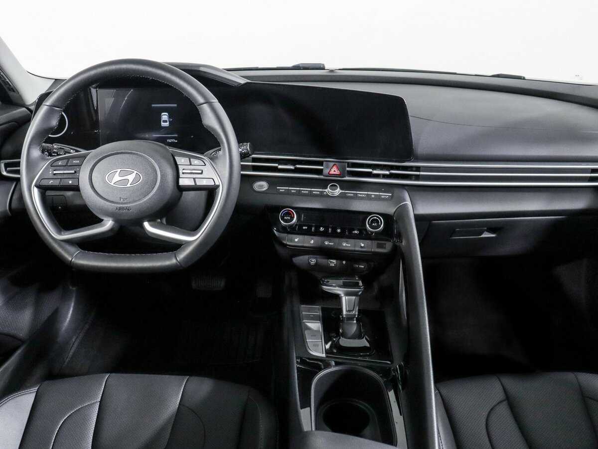 Хендай Елантра б/у, 2023, Вариатор. Фото: #8