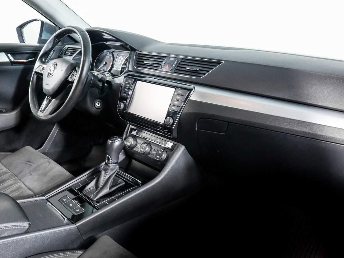 Шкода Суперб б/у, 2017, Роботизированная. Фото: #5