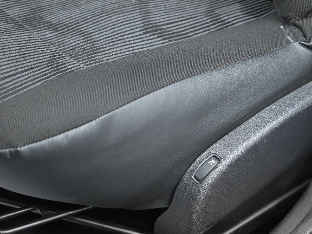 Рено Логан б/у, 2013, Механическая. Фото: #6