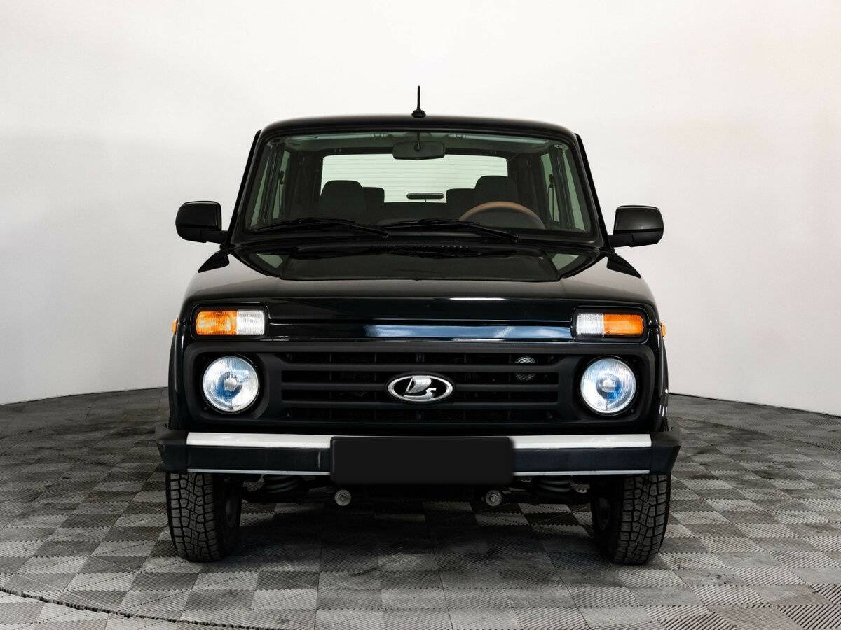 Лада (ВАЗ) Нива Лэдженд б/у, 2024, Механическая. Фото: #1