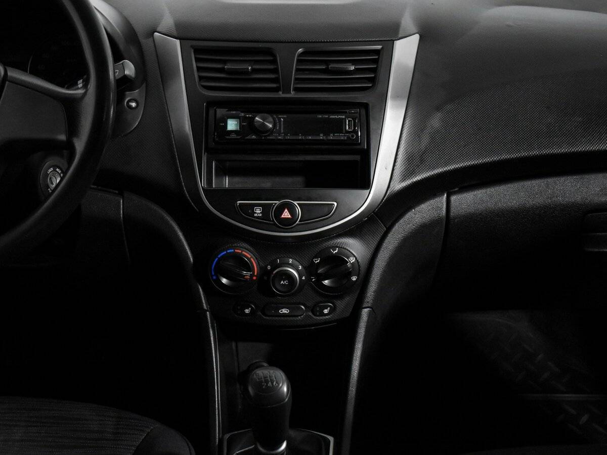 Хендай Солярис б/у, 2014, Механическая. Фото: #13