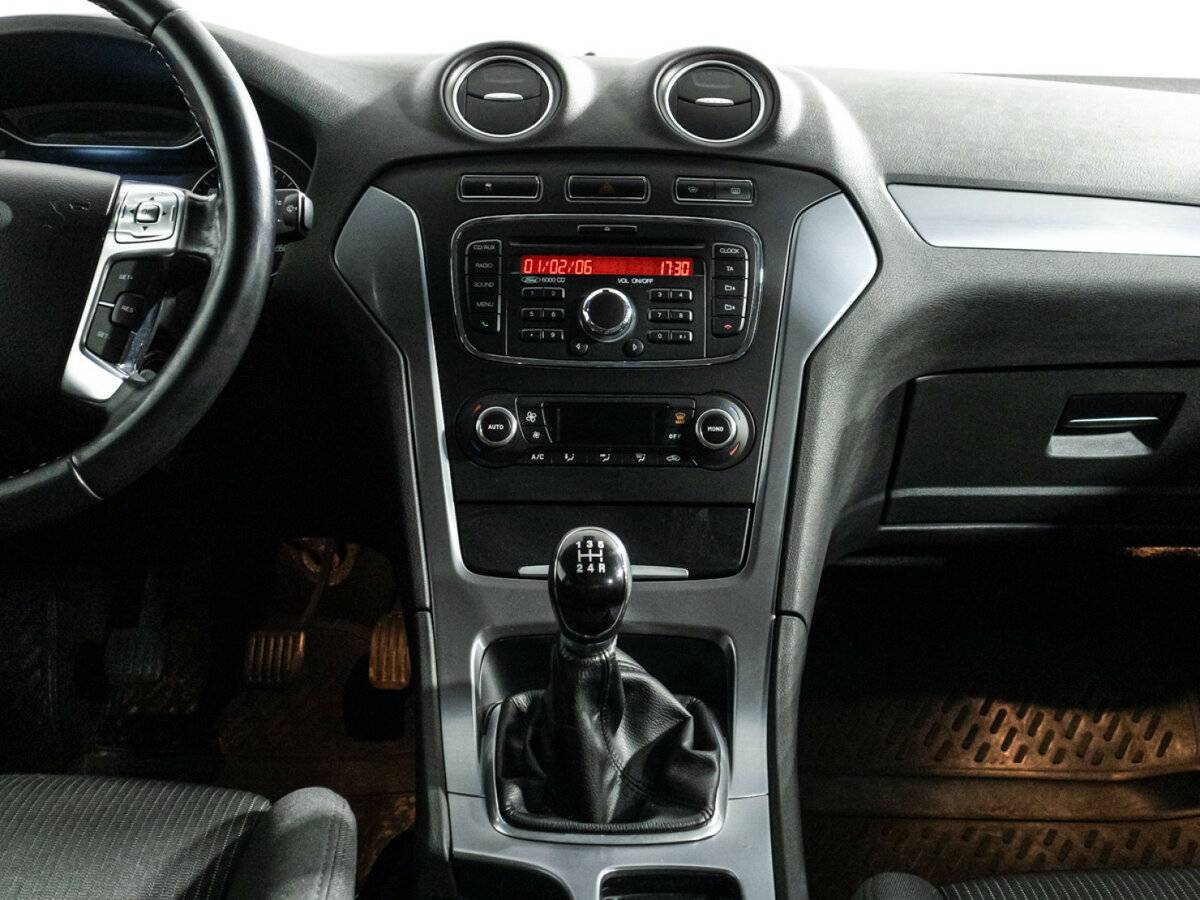 Форд Мондео б/у, 2013, Механическая. Фото: #13