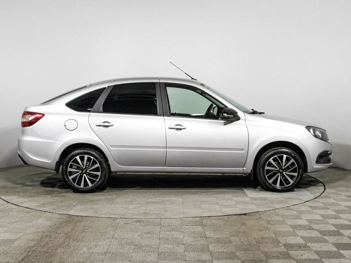 Лада (ВАЗ) Гранта б/у, 2024, Механическая. Фото: #3