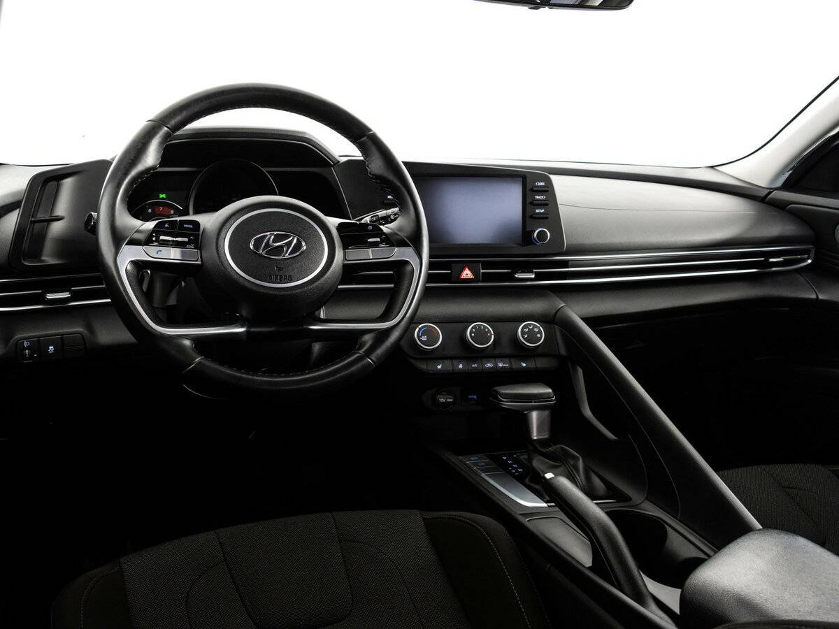 Хендай Елантра б/у, 2021, Автоматическая. Фото: #11