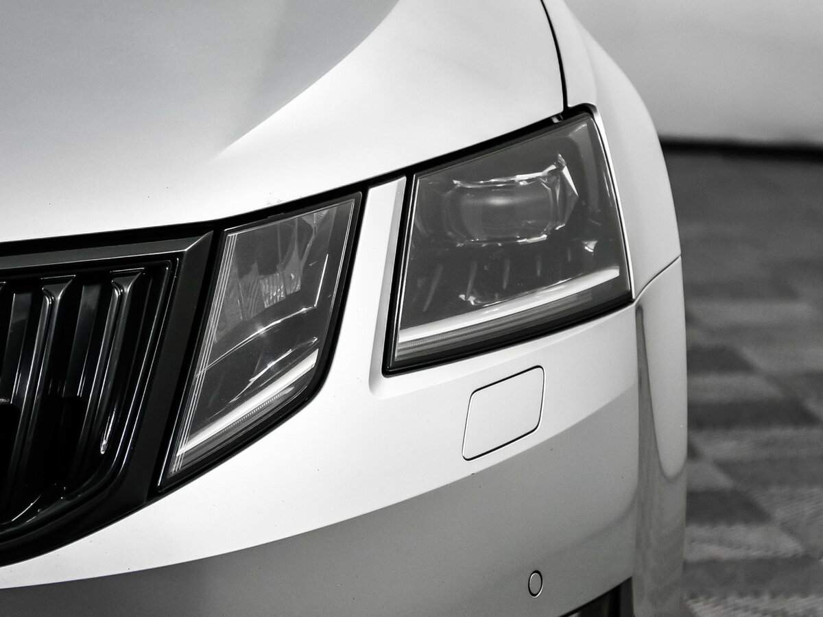 Шкода Октавия б/у, 2017, Роботизированная. Фото: #13