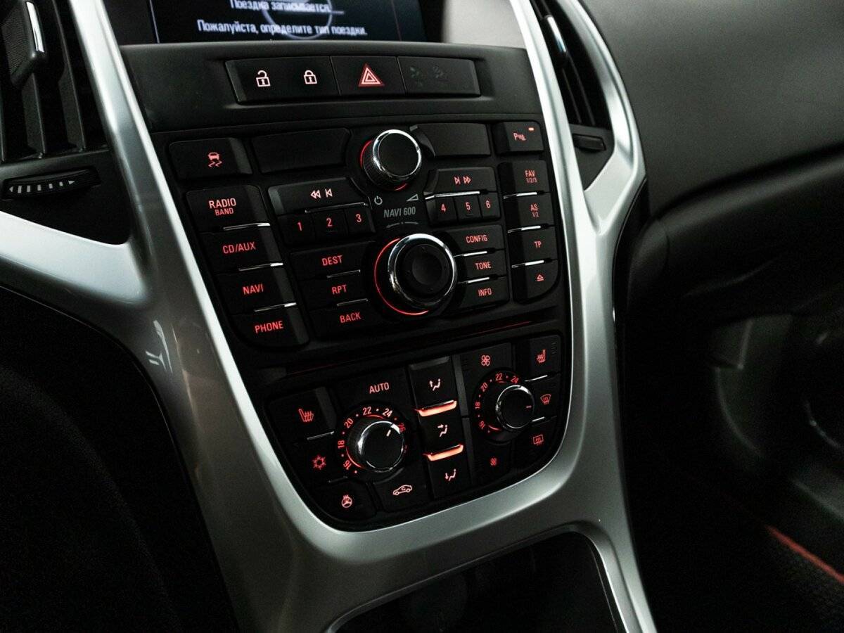 Опель Астра б/у, 2013, Автоматическая. Фото: #16