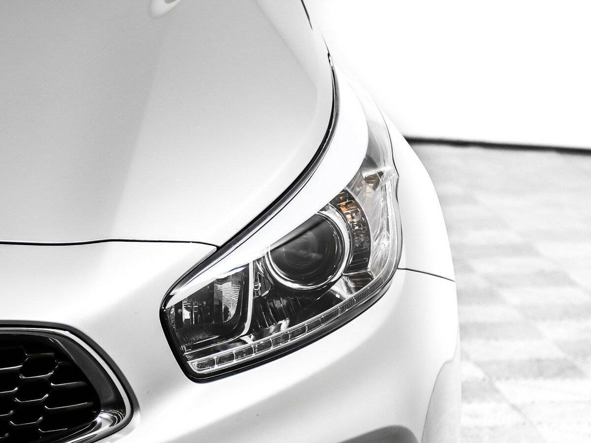 Киа Сид ГТ б/у, 2015, Механическая. Фото: #13