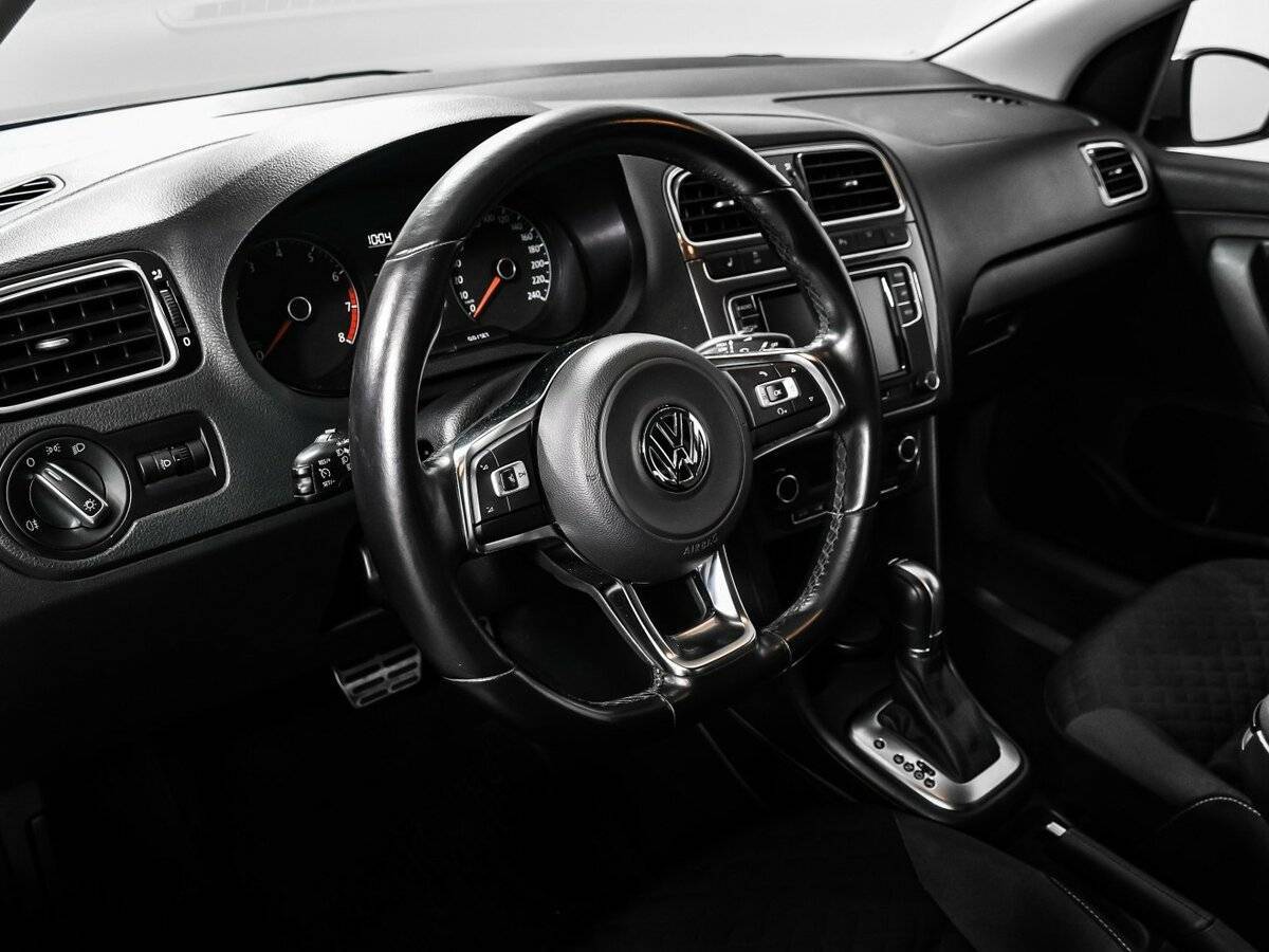 Фольксваген Поло б/у, 2018, Роботизированная. Фото: #11