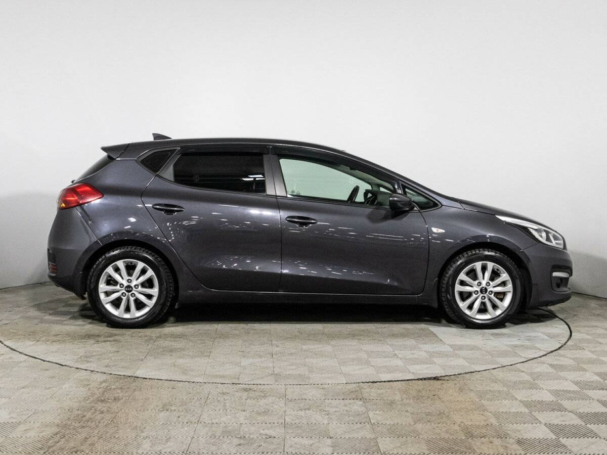 Киа Сид б/у, 2017, Автоматическая. Фото: #3