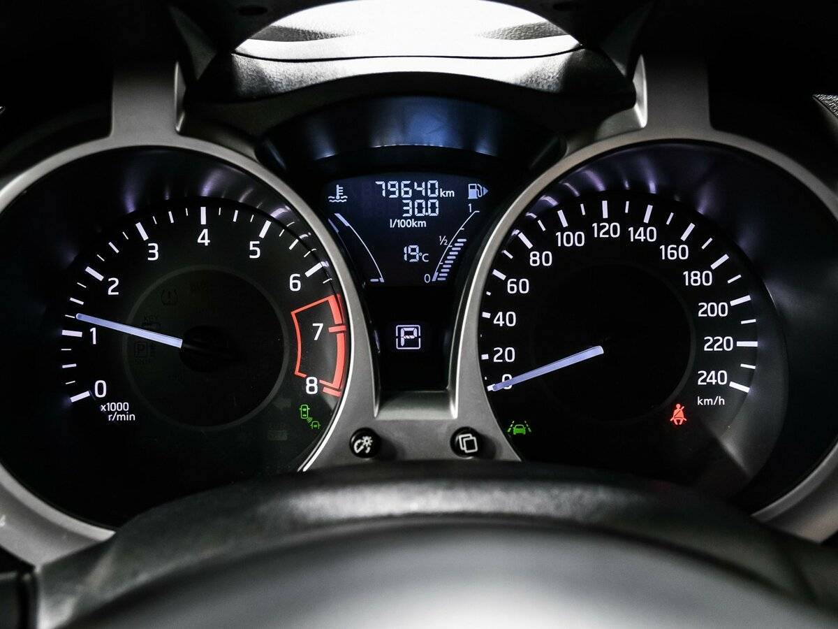 Ниссан Жук б/у, 2018, Вариатор. Фото: #9