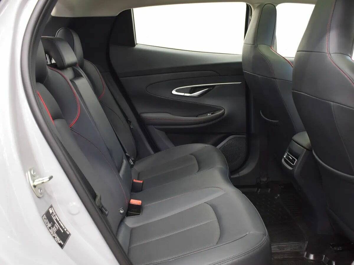 Чанган УНИ-Т б/у, 2023, Роботизированная. Фото: #14