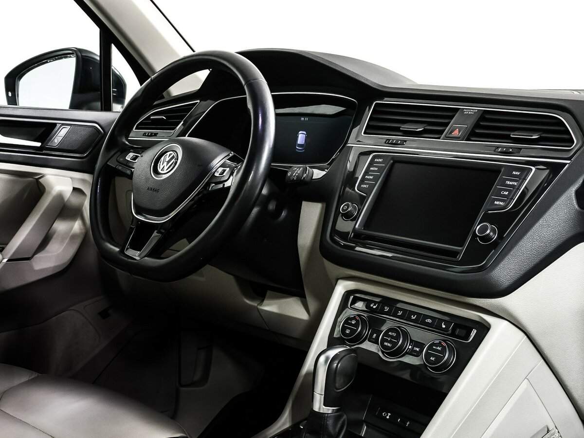 Фольксваген Тигуан б/у, 2017, Роботизированная. Фото: #8