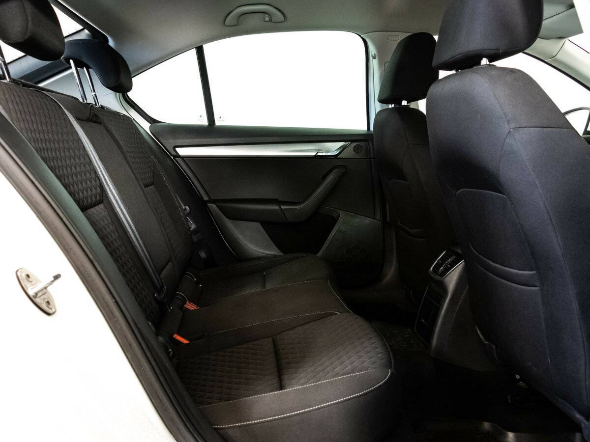 Шкода Октавия б/у, 2016, Роботизированная. Фото: #12