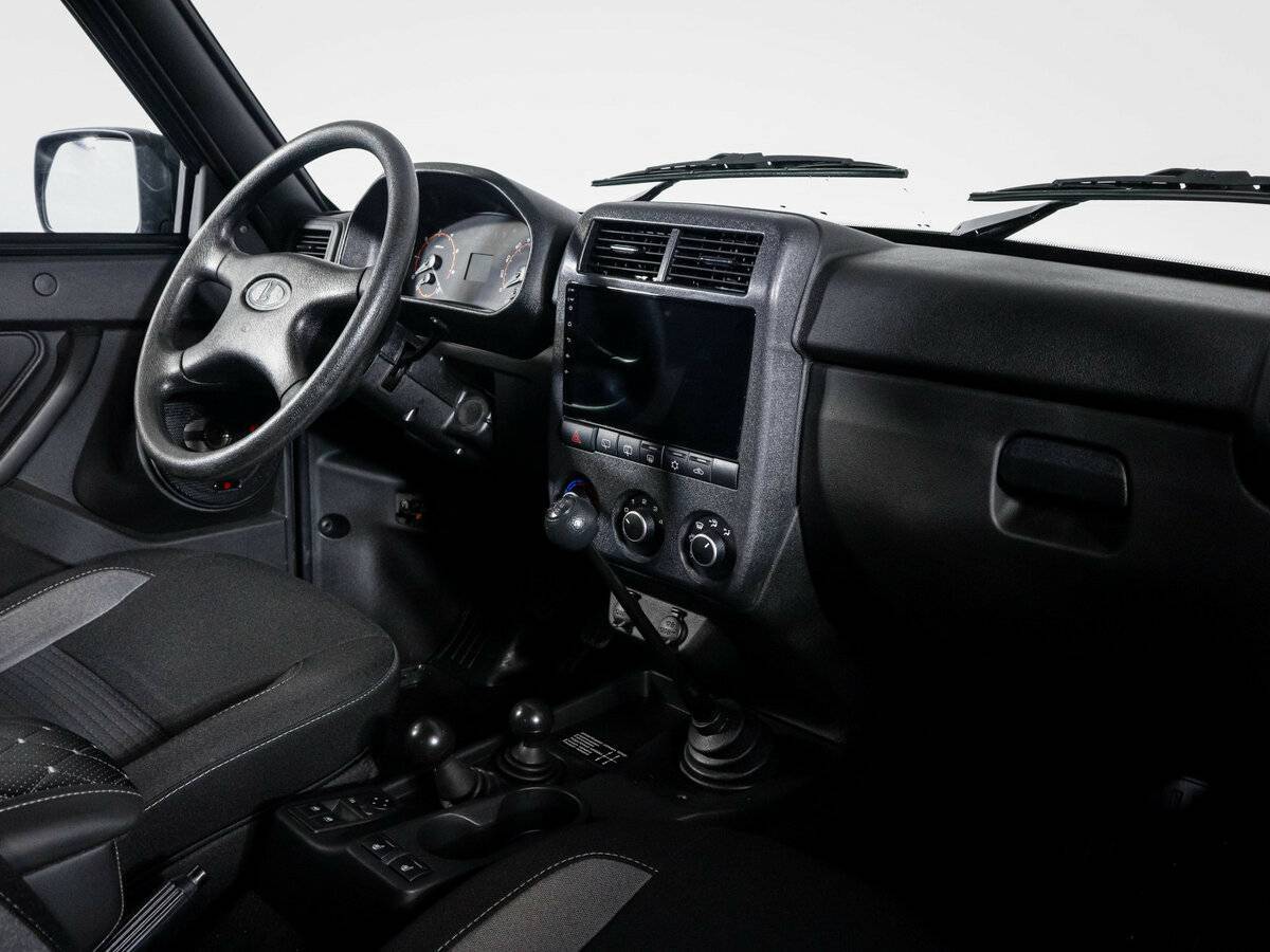 Лада (ВАЗ) Нива Лэдженд б/у, 2024, Механическая. Фото: #8