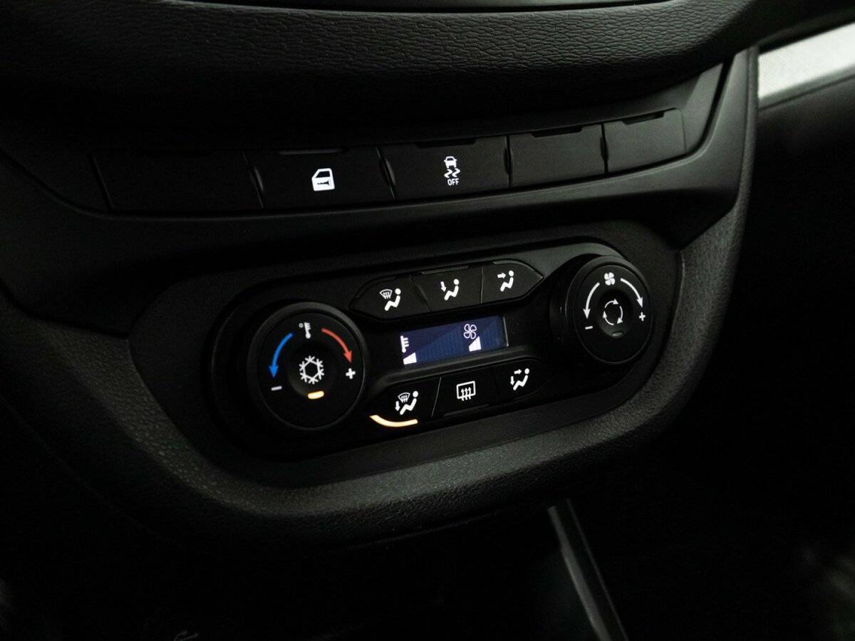 Лада (ВАЗ) Веста б/у, 2019, Механическая. Фото: #14