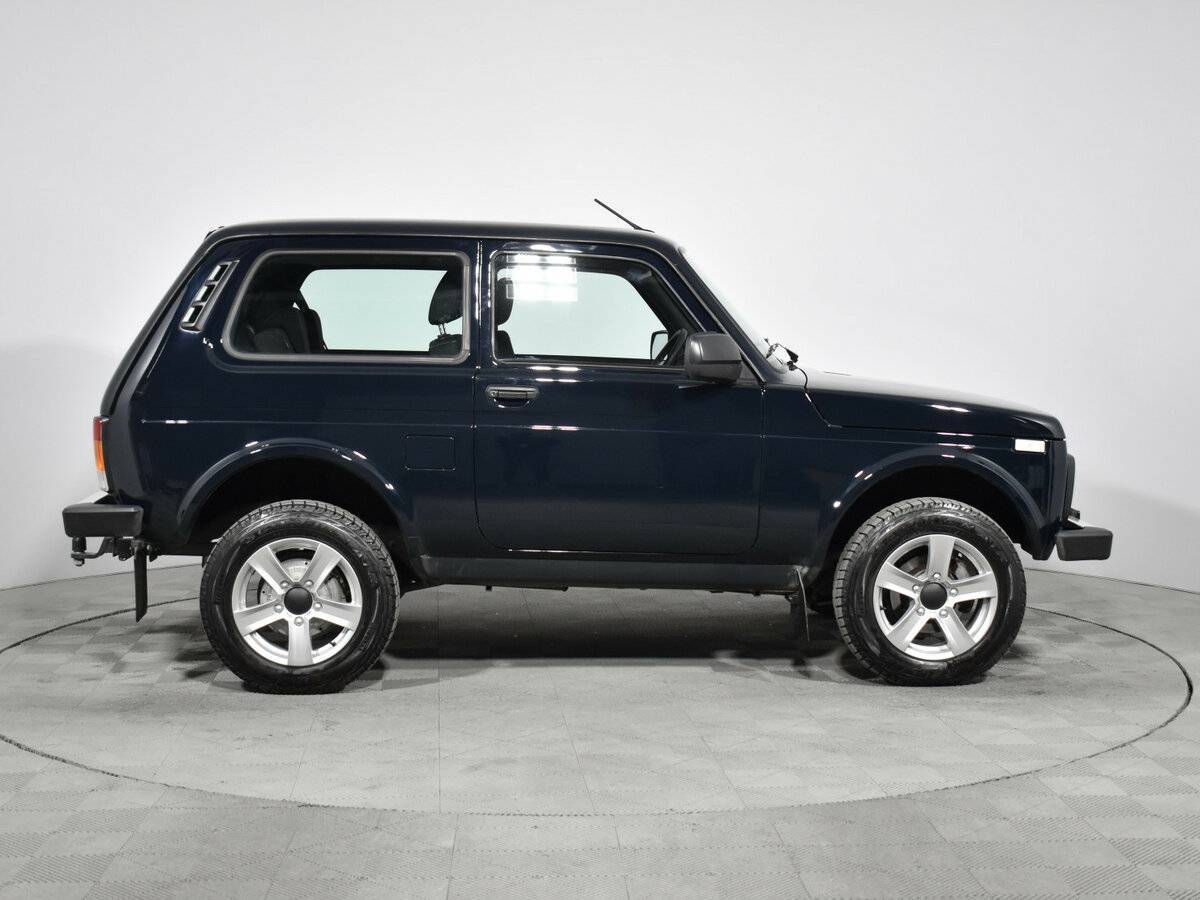 Лада (ВАЗ) Нива Лэдженд б/у, 2024, Механическая. Фото: #3