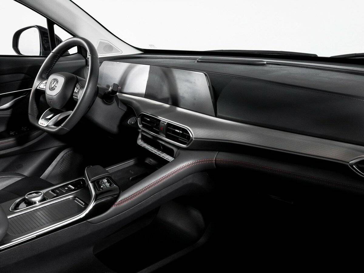 Чанган УНИ-Т б/у, 2023, Роботизированная. Фото: #8