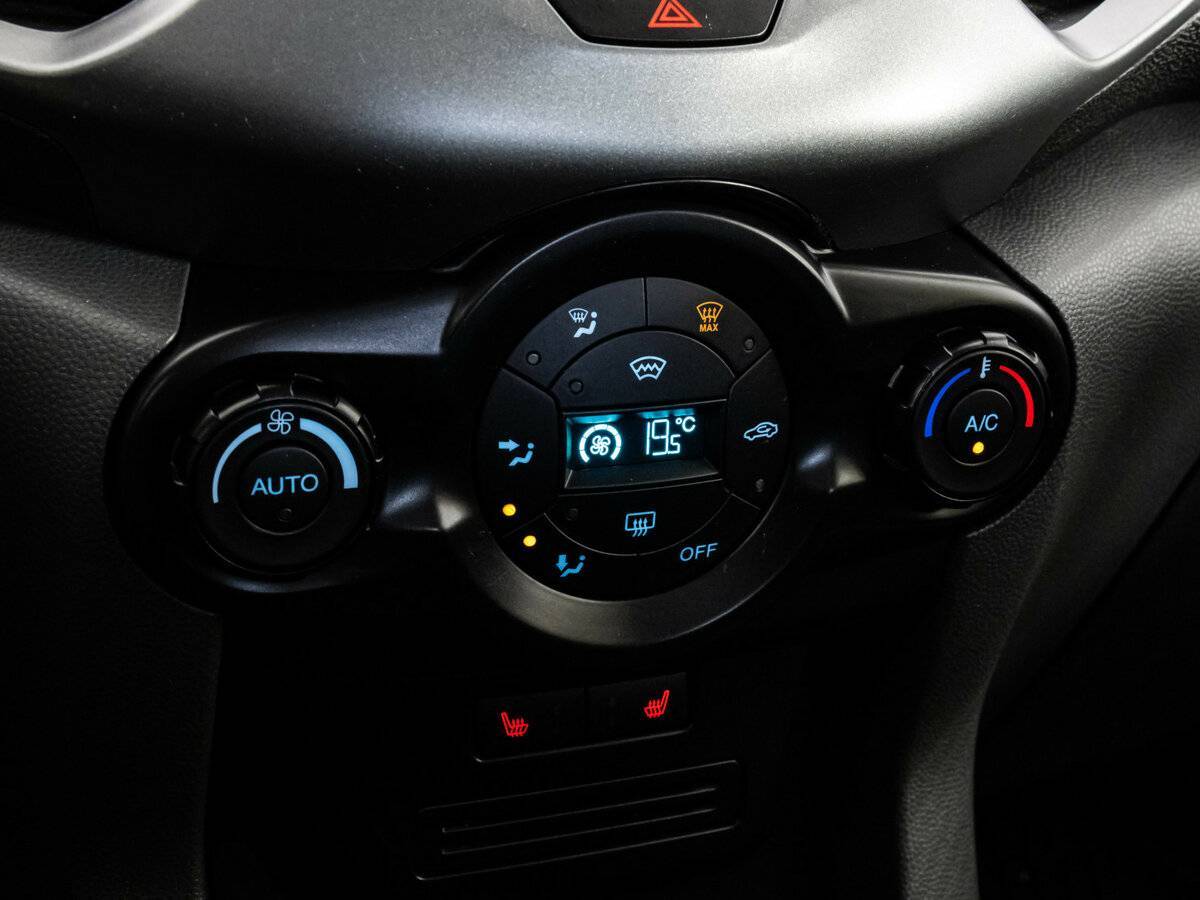 Форд ЭкоСпорт б/у, 2016, Роботизированная. Фото: #13