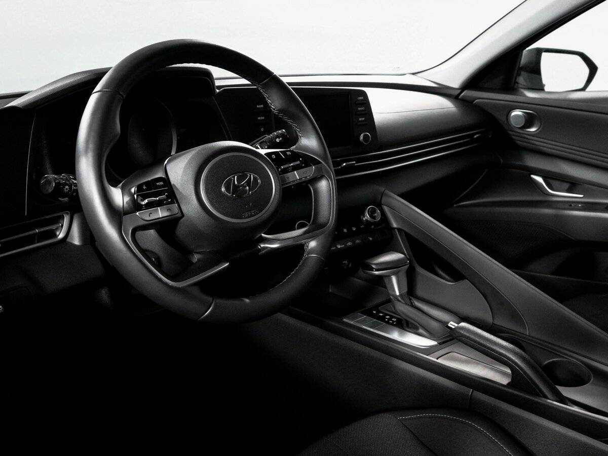 Хендай Елантра б/у, 2021, Автоматическая. Фото: #13