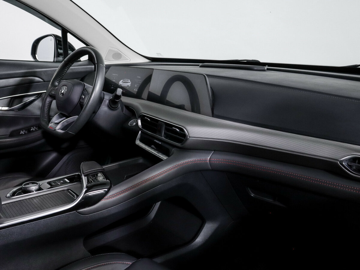 Чанган УНИ-Т б/у, 2023, Роботизированная. Фото: #6