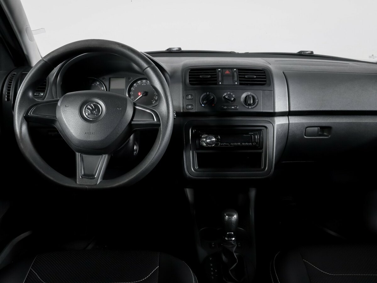 Шкода Фабия б/у, 2014, Автоматическая. Фото: #9