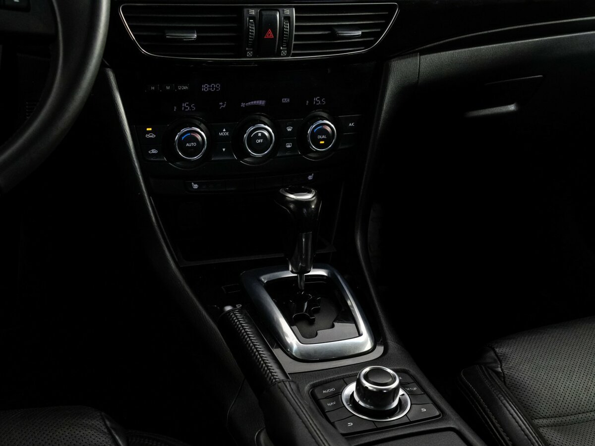 Мазда 6 б/у, 2014, Автоматическая. Фото: #10