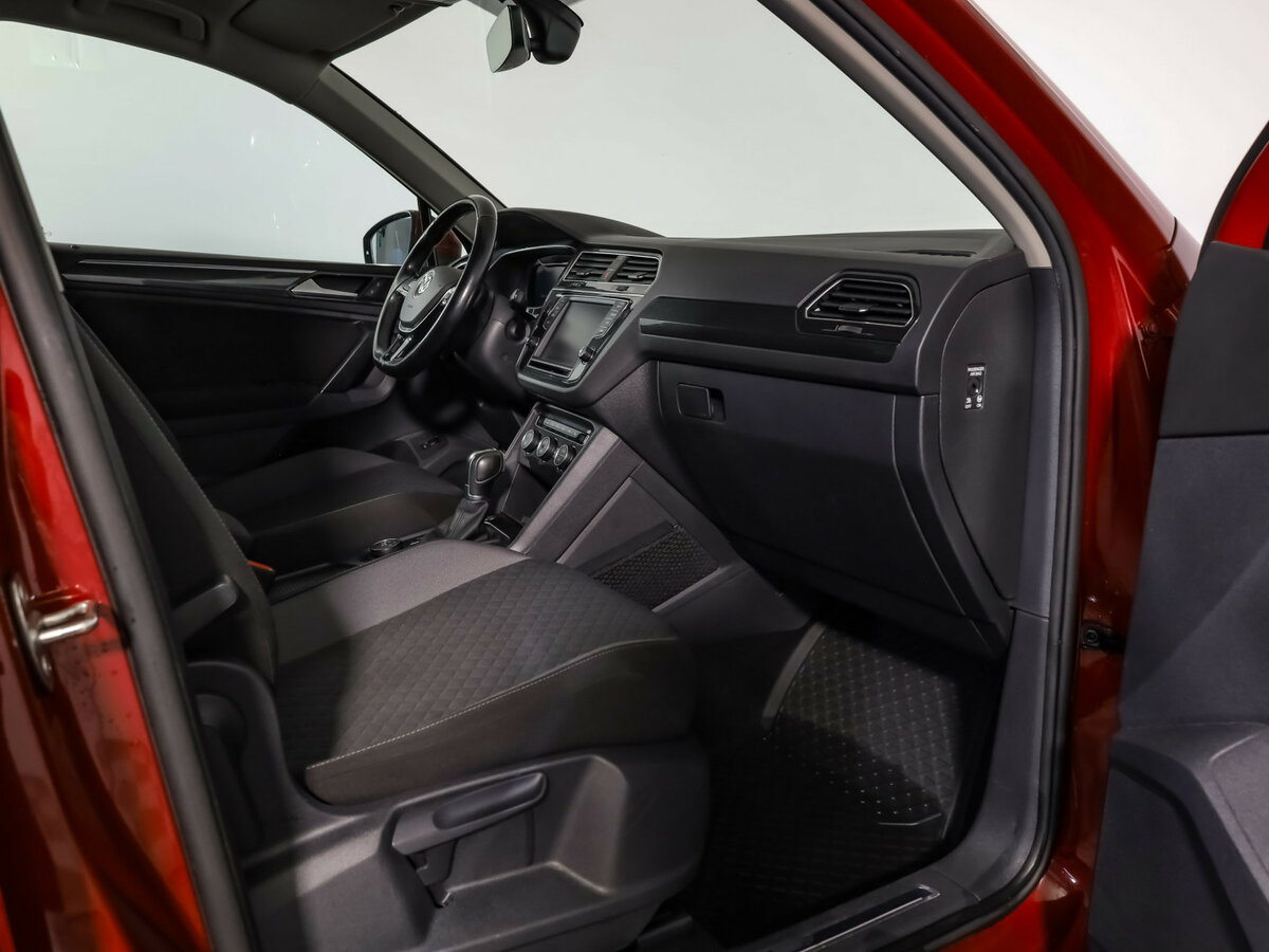 Фольксваген Тигуан б/у, 2017, Роботизированная. Фото: #20