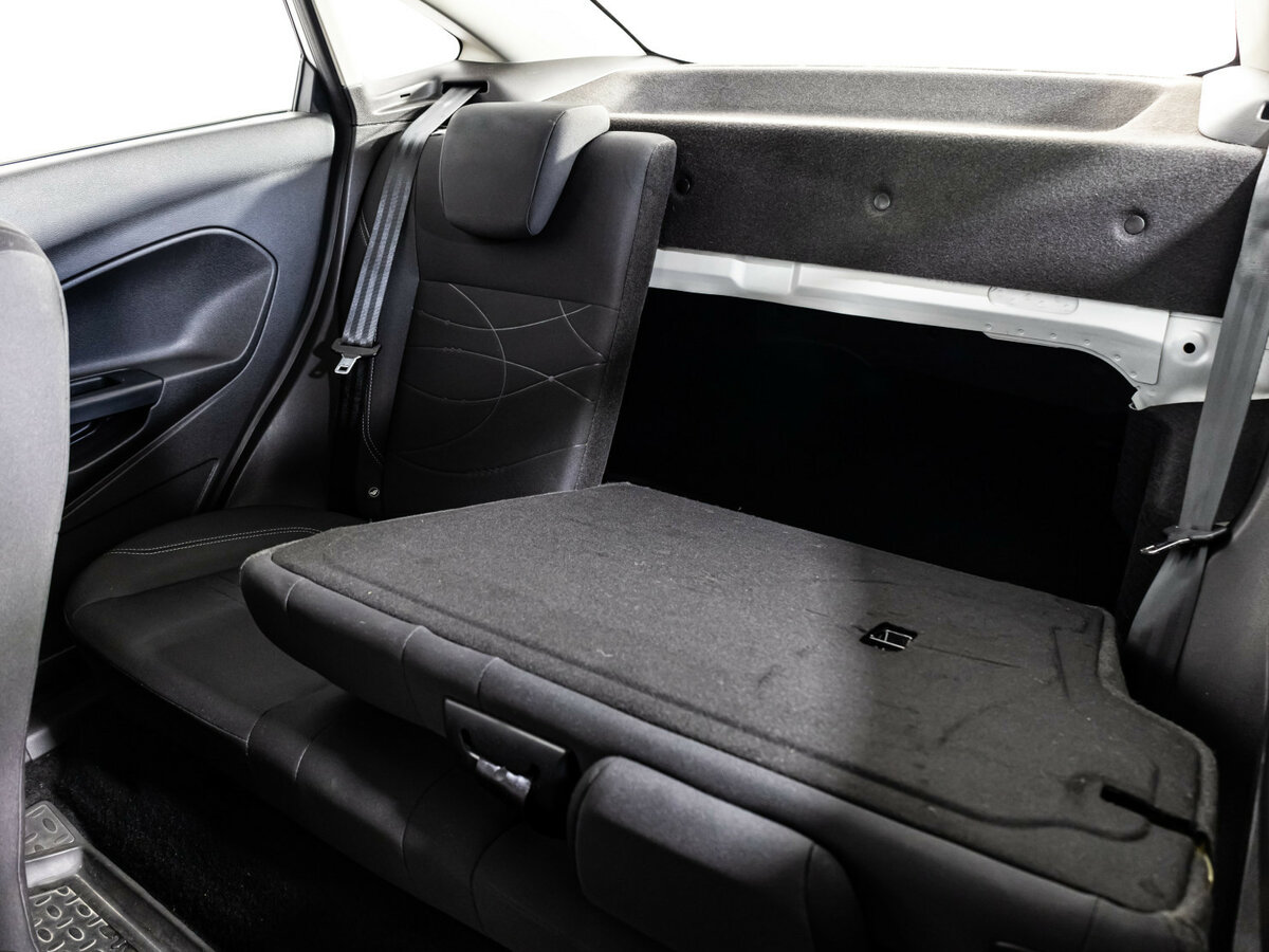 Форд Фиеста б/у, 2016, Роботизированная. Фото: #13