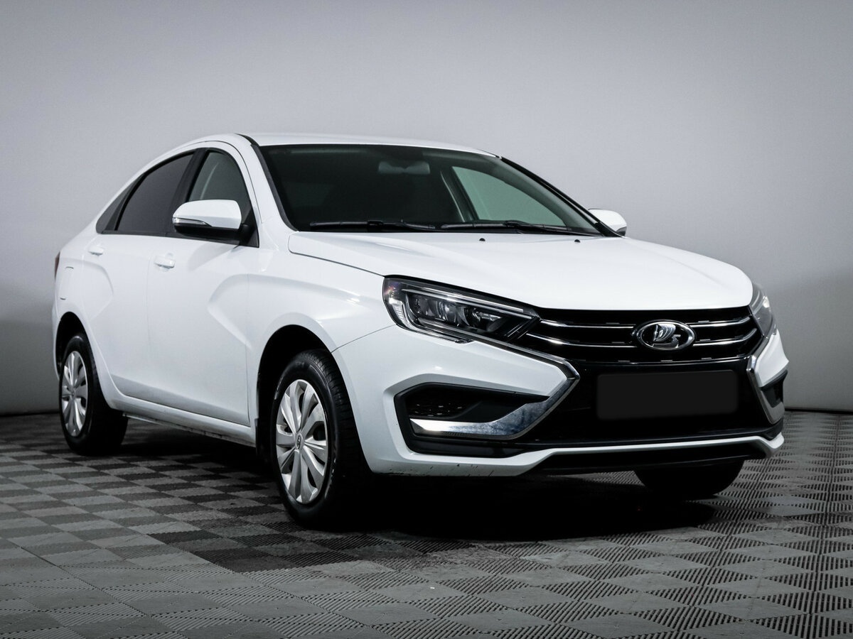 Лада (ВАЗ) Веста б/у, 2023, Механическая. Фото: #2