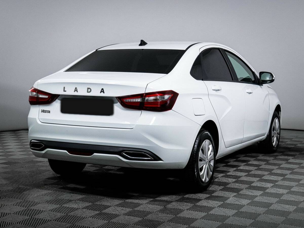 Лада (ВАЗ) Веста б/у, 2023, Механическая. Фото: #3