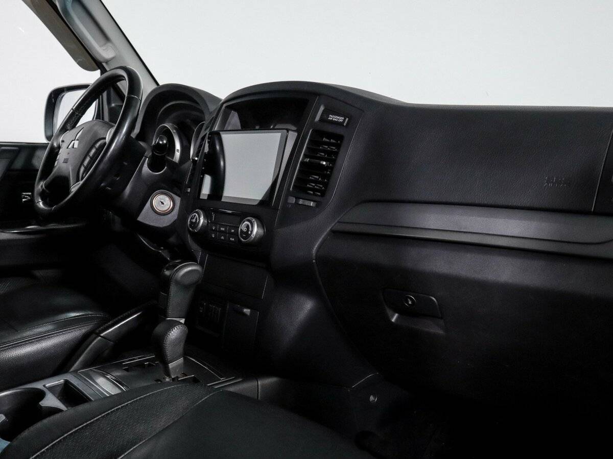 Митсубиши Паджеро б/у, 2012, Автоматическая. Фото: #6