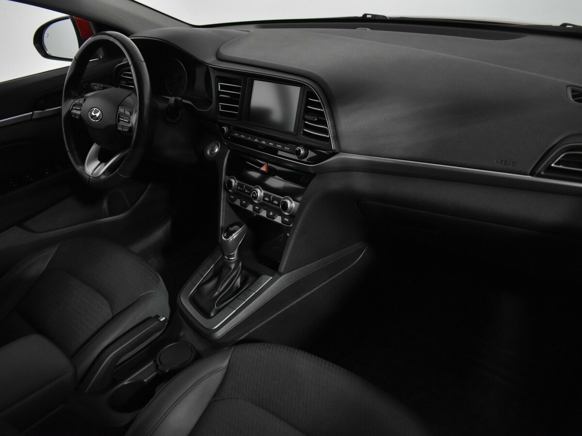 Хендай Елантра б/у, 2019, Автоматическая. Фото: #8