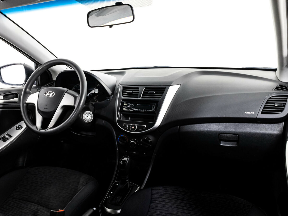 Хендай Солярис б/у, 2015, Автоматическая. Фото: #6