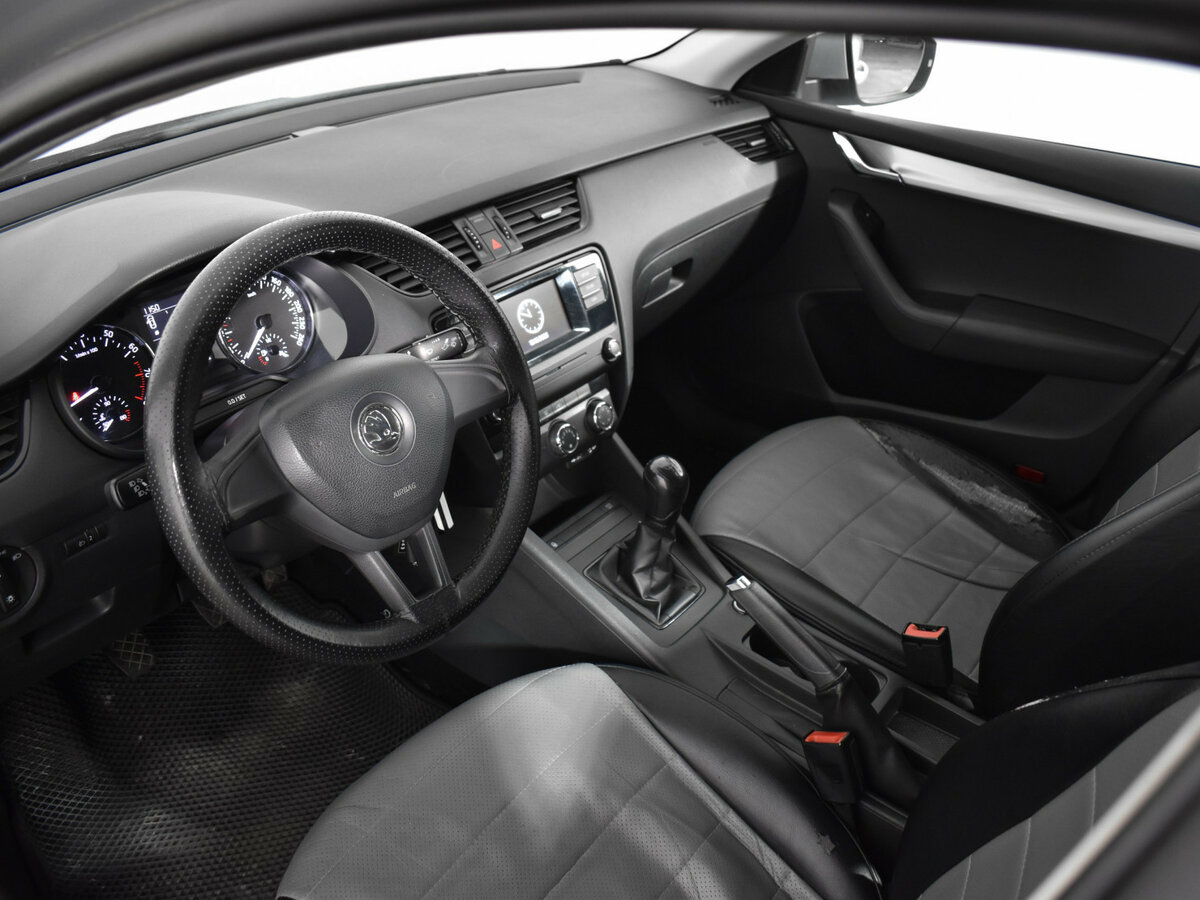 Шкода Октавия б/у, 2015, Механическая. Фото: #7