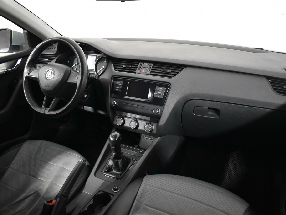 Шкода Октавия б/у, 2015, Механическая. Фото: #8