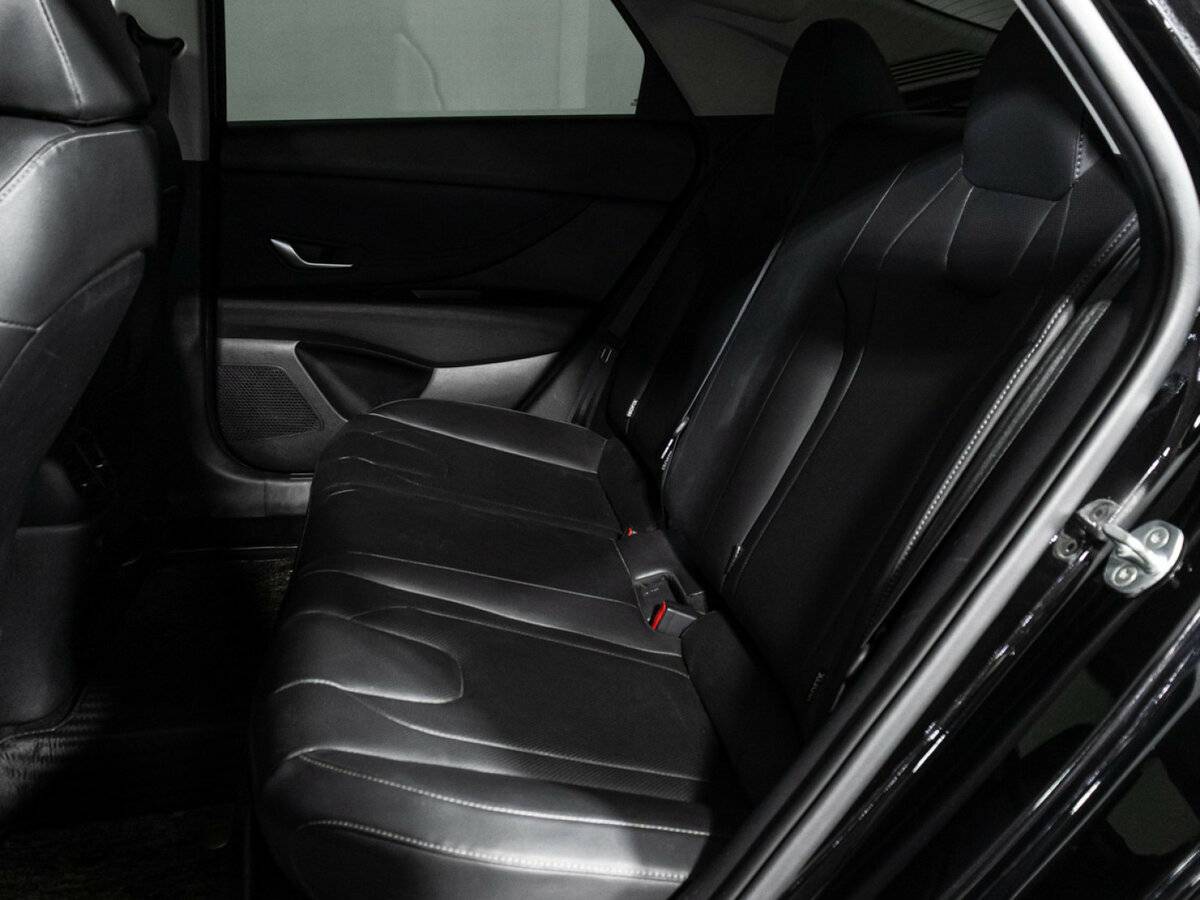 Хендай Елантра б/у, 2023, Вариатор. Фото: #9