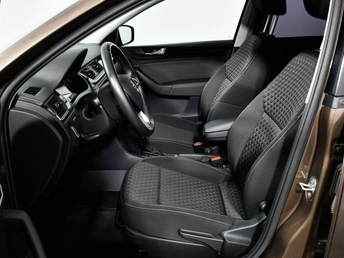 Шкода Рапид б/у, 2018, Автоматическая. Фото: #9