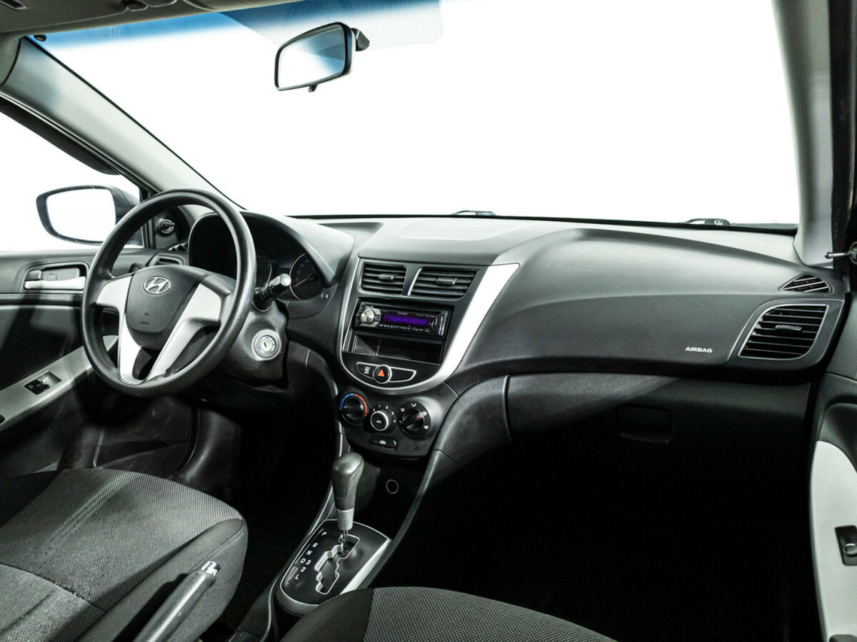 Хендай Солярис б/у, 2012, Автоматическая. Фото: #8